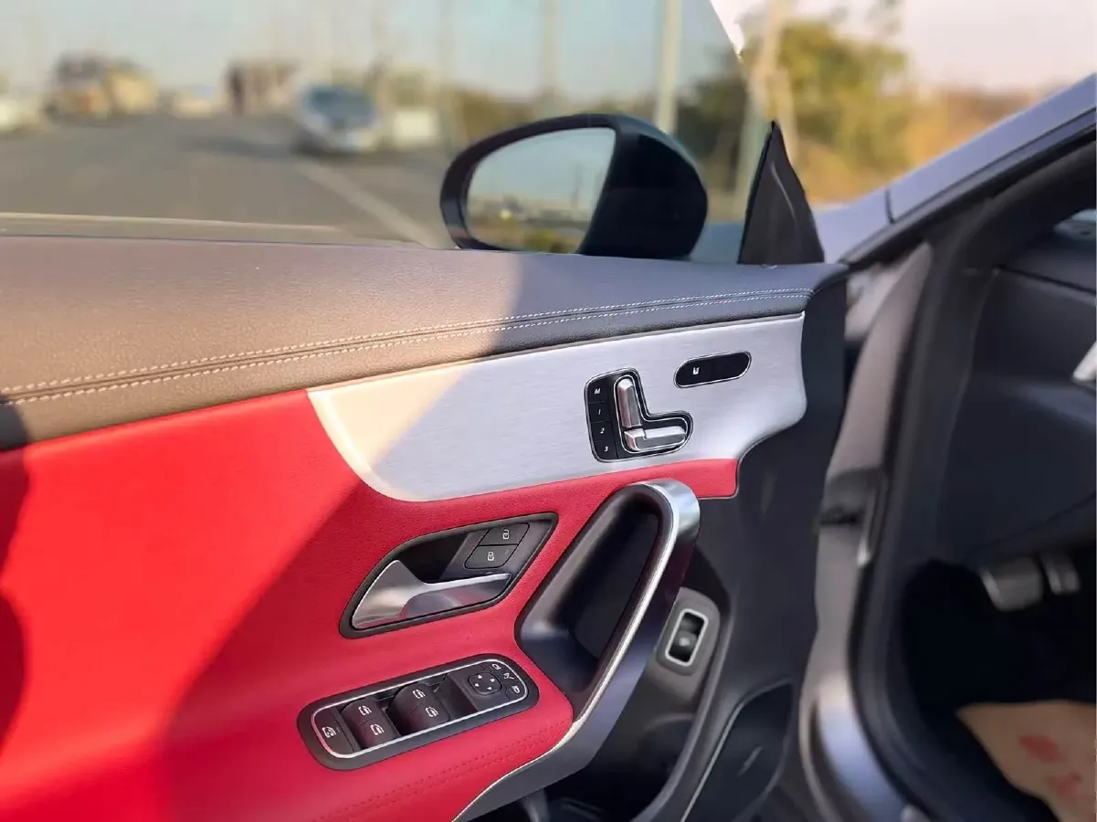 2021 Mercedes-Benz CLA AMG 2.0T 306HP L4 7DCT,autocango,china used car exporter,china ev exporter,chinese used car exporter,chinese used ev exporter