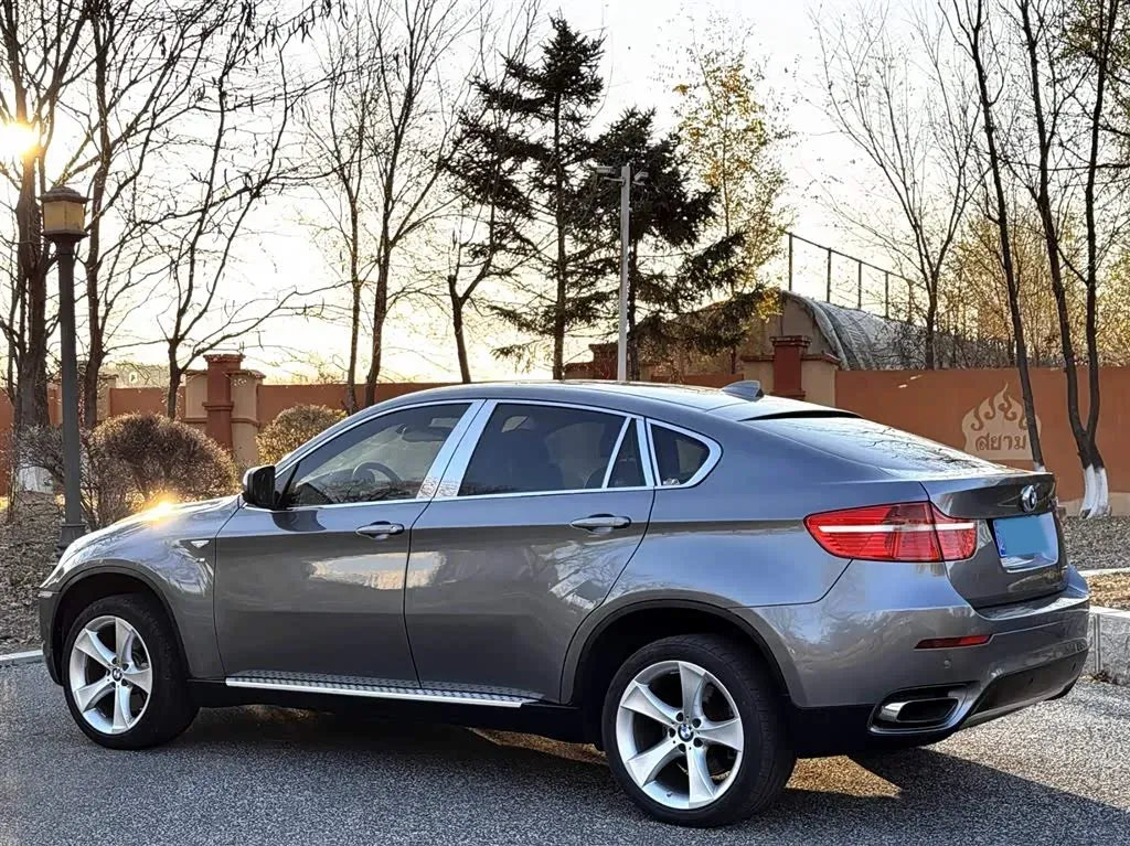 2010 BMW X6 M 4.4T 555HP V8 6AT,autocango,china used car exporter,china ev exporter,chinese used car exporter,chinese used ev exporter