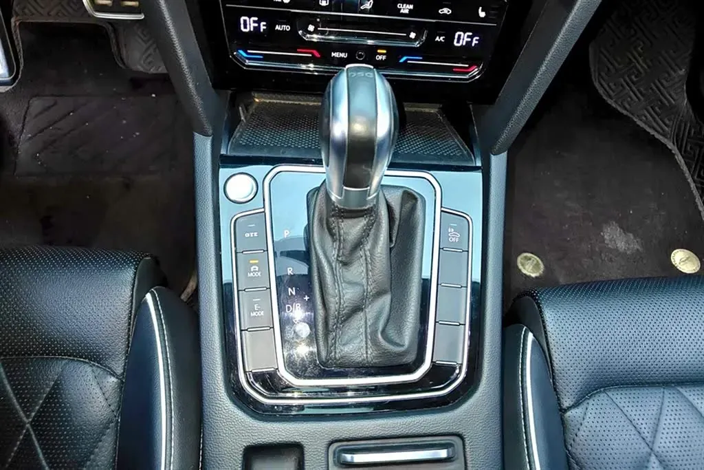 2020 Volkswagen Magotan GTE 1.4T 150HP L4 6DCT PHEV 13KWH,autocango,china used car exporter,china ev exporter,chinese used car exporter,chinese used ev exporter