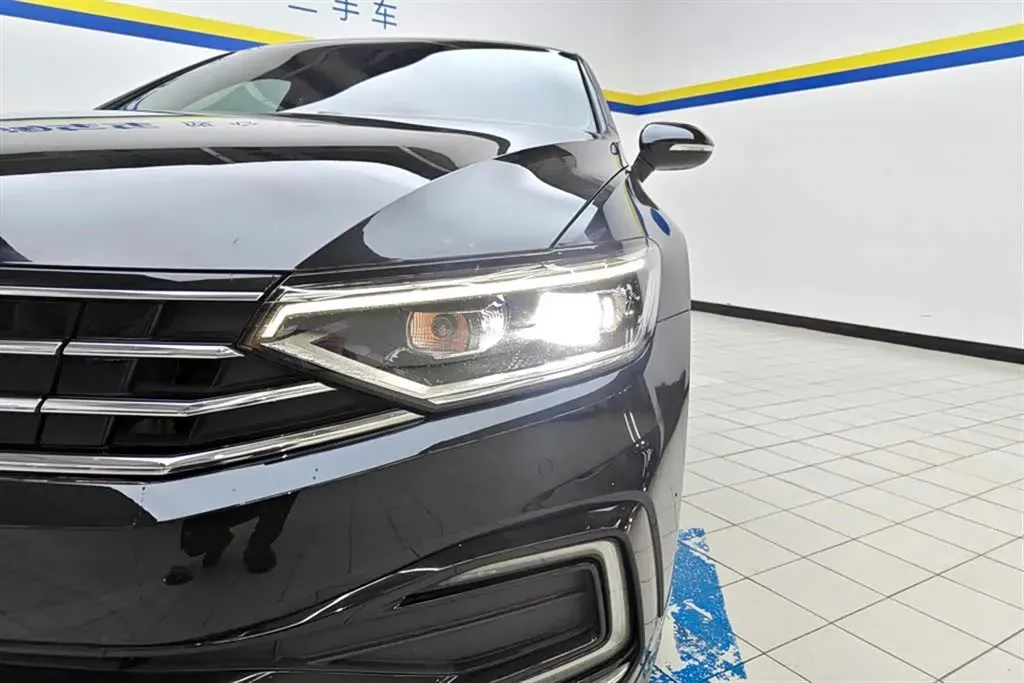 2020 Volkswagen Magotan GTE 1.4T 150HP L4 6DCT PHEV 13KWH,autocango,china used car exporter,china ev exporter,chinese used car exporter,chinese used ev exporter