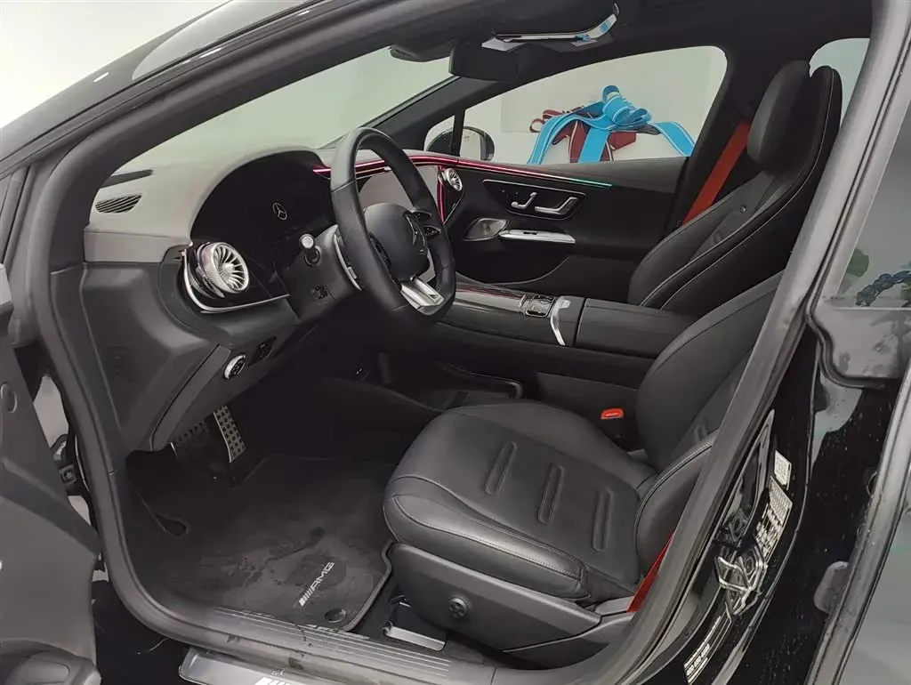 2023 Mercedes-Benz EQE AMG BEV 96.1KWH,autocango,china used car exporter,china ev exporter,chinese used car exporter,chinese used ev exporter