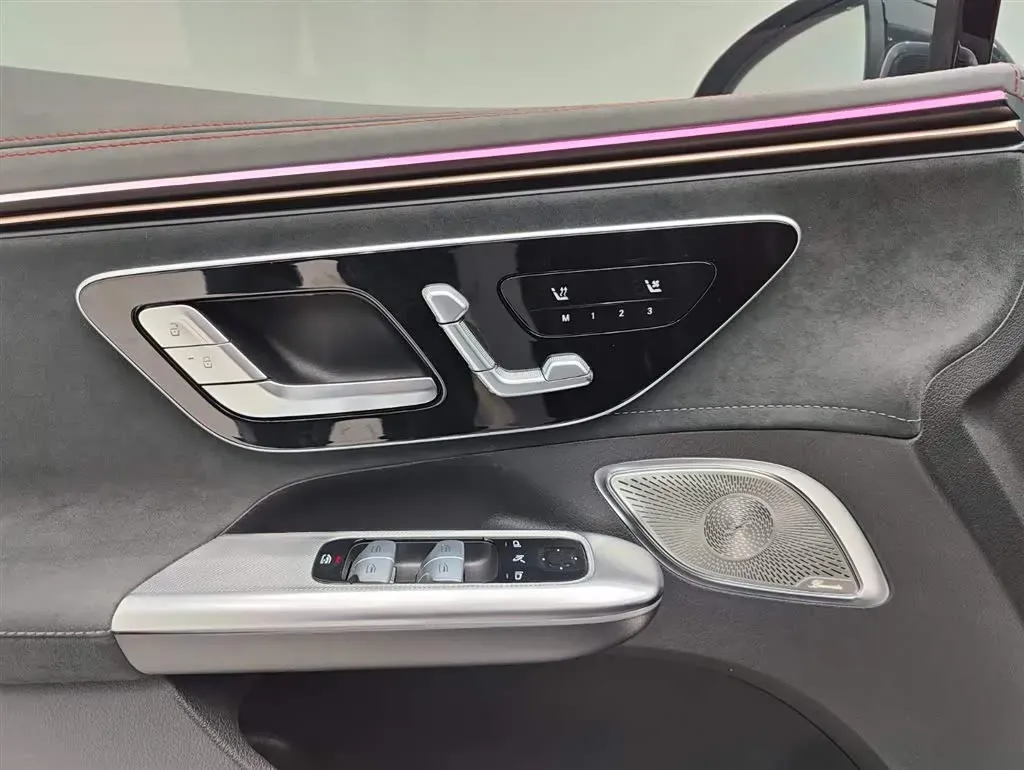 2023 Mercedes-Benz EQE AMG BEV 96.1KWH,autocango,china used car exporter,china ev exporter,chinese used car exporter,chinese used ev exporter