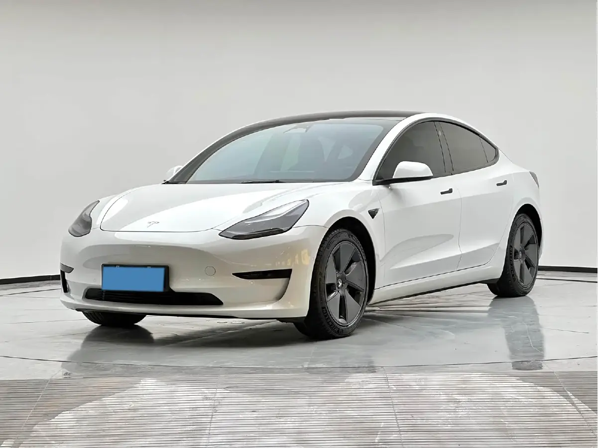 2022 Tesla Model 3 BEV 60KWH