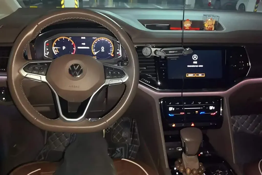 2020 Volkswagen Viloran 2.0T 186HP L4 7DCT,autocango,china used car exporter,china ev exporter,chinese used car exporter,chinese used ev exporter