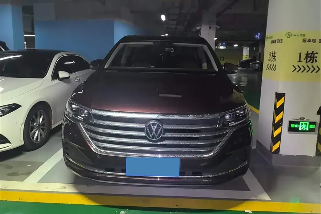 2020 Volkswagen Viloran 2.0T 186HP L4 7DCT,autocango,china used car exporter,china ev exporter,chinese used car exporter,chinese used ev exporter