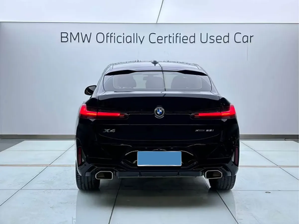 2022 BMW X4 2.0T 184HP L4 8AT,autocango,china used car exporter,china ev exporter,chinese used car exporter,chinese used ev exporter
