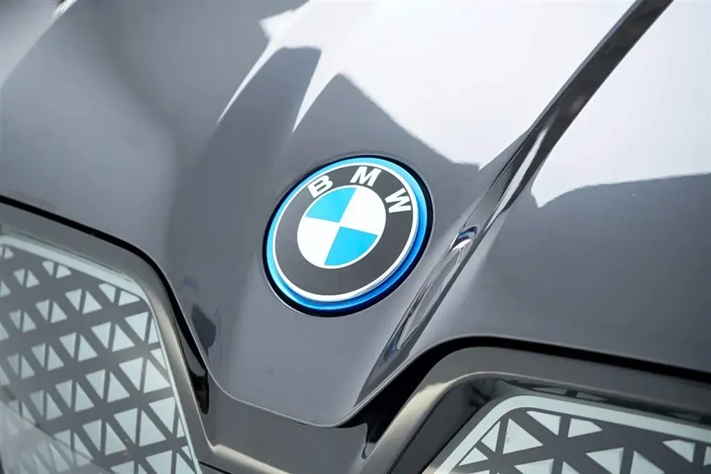 2023 BMW iX BEV 76.6KWH,autocango,china used car exporter,china ev exporter,chinese used car exporter,chinese used ev exporter