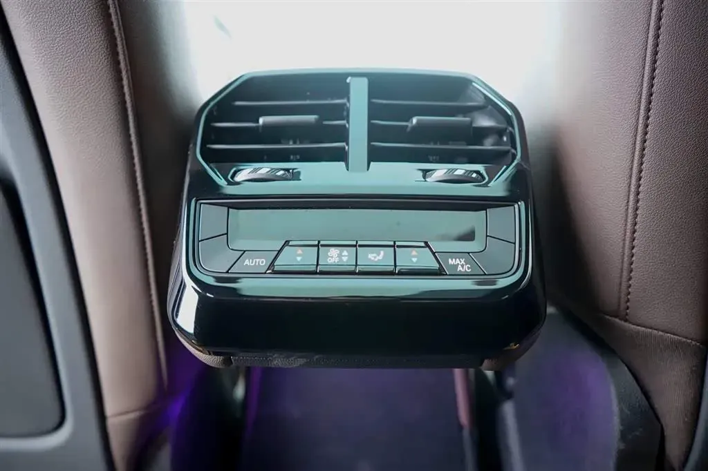 2023 BMW iX BEV 76.6KWH,autocango,china used car exporter,china ev exporter,chinese used car exporter,chinese used ev exporter