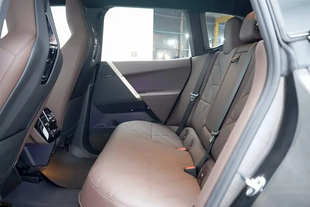 2023 BMW iX BEV 76.6KWH,autocango,china used car exporter,china ev exporter,chinese used car exporter,chinese used ev exporter