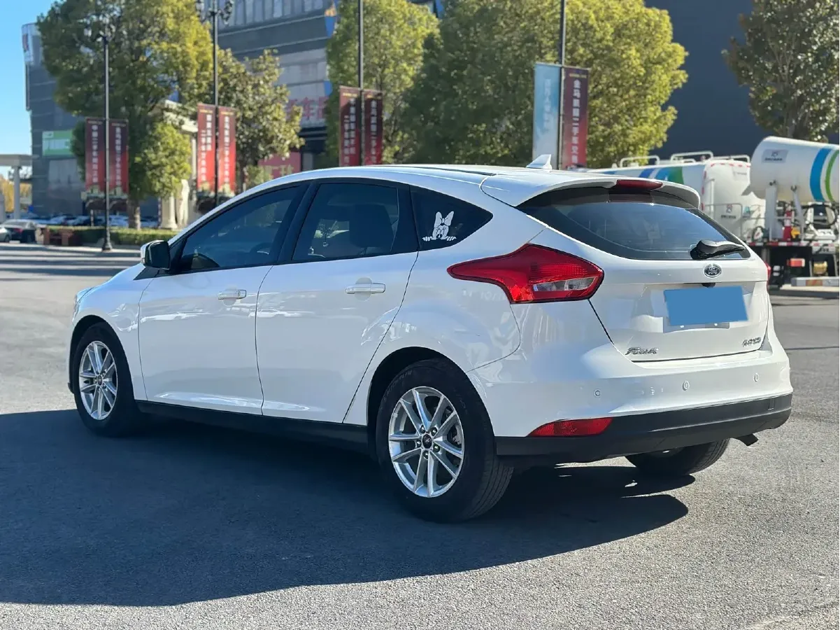 2017 Ford Focus 1.6L 125HP L4 6DCT,autocango,china used car exporter,china ev exporter,chinese used car exporter,chinese used ev exporter