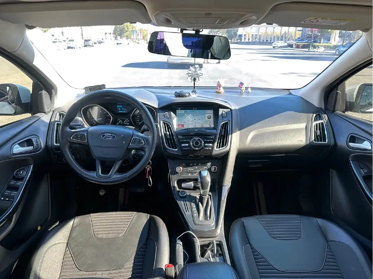 2017 Ford Focus 1.6L 125HP L4 6DCT,autocango,china used car exporter,china ev exporter,chinese used car exporter,chinese used ev exporter