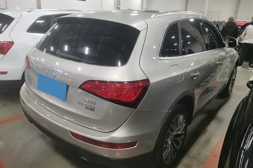 2016 Audi Q5 2.0T 224HP L4 8AT,autocango,china used car exporter,china ev exporter,chinese used car exporter,chinese used ev exporter