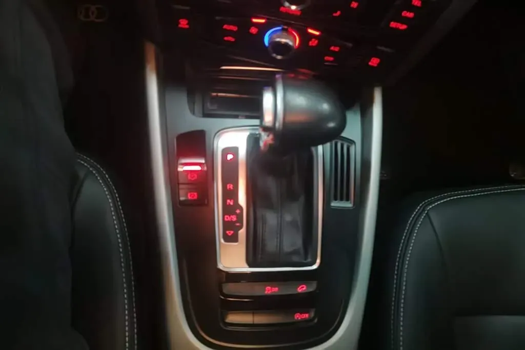 2016 Audi Q5 2.0T 224HP L4 8AT,autocango,china used car exporter,china ev exporter,chinese used car exporter,chinese used ev exporter