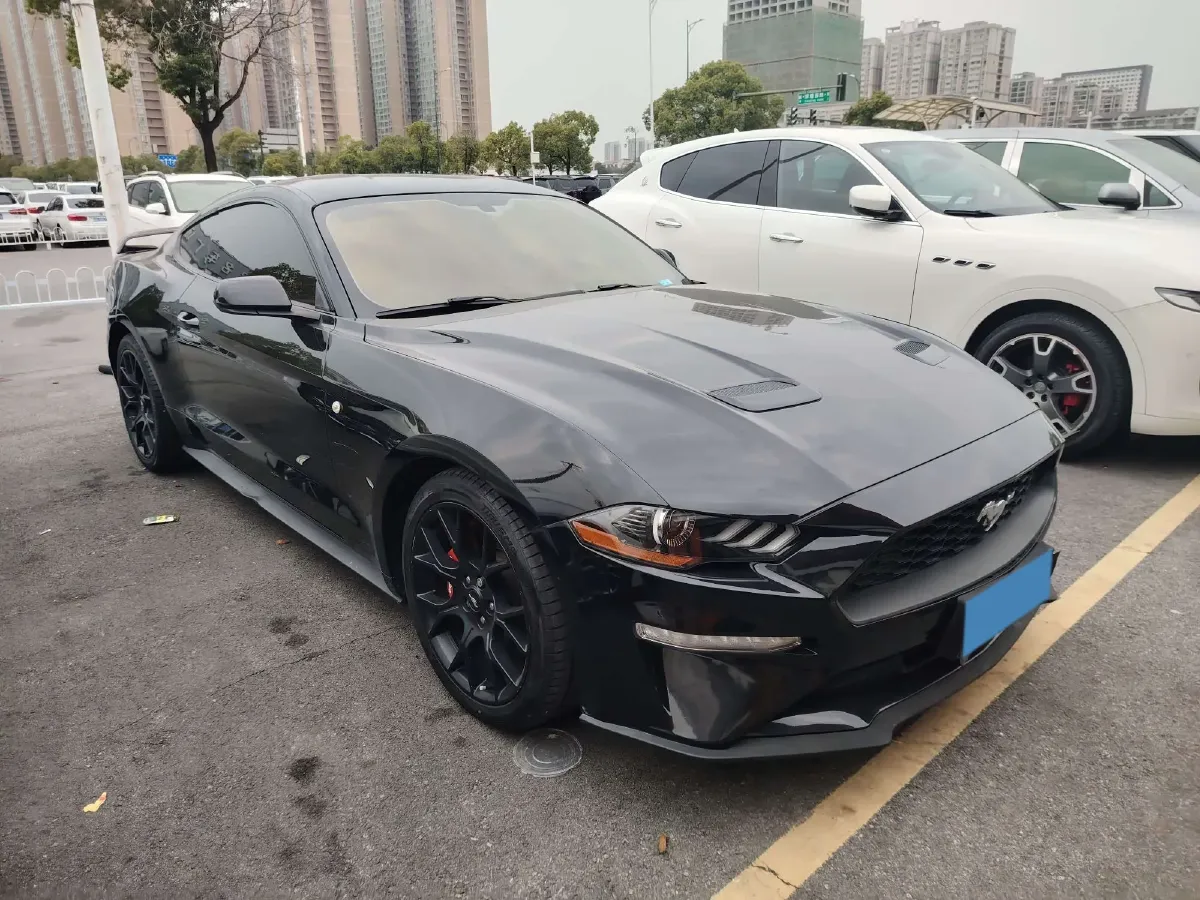 2017 Ford Mustang 2.3T 314HP L4 6AT,autocango,china used car exporter,china ev exporter,chinese used car exporter,chinese used ev exporter