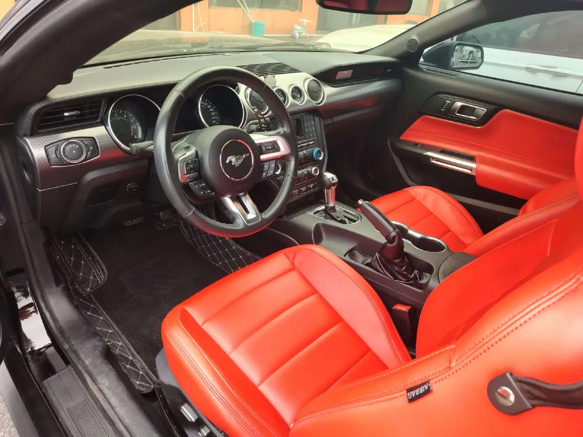 2017 Ford Mustang 2.3T 314HP L4 6AT,autocango,china used car exporter,china ev exporter,chinese used car exporter,chinese used ev exporter