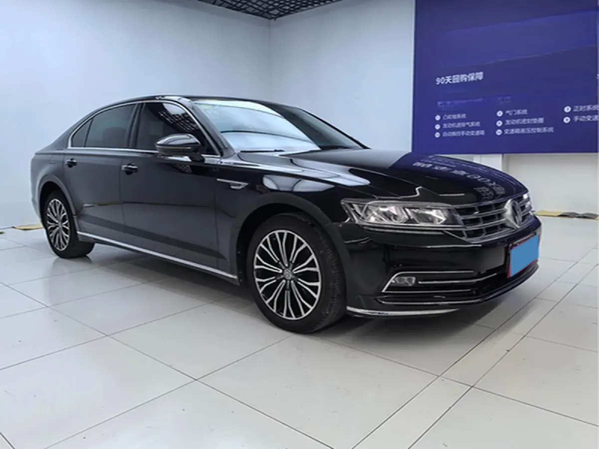 2018 Volkswagen Phideon 2.0T 224HP L4 7DCT,autocango,china used car exporter,china ev exporter,chinese used car exporter,chinese used ev exporter