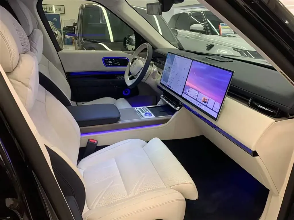 2025 Zeekr 9X 2.0T 279HP L4 1DHT PHEV,autocango,china used car exporter,china ev exporter,chinese used car exporter,chinese used ev exporter