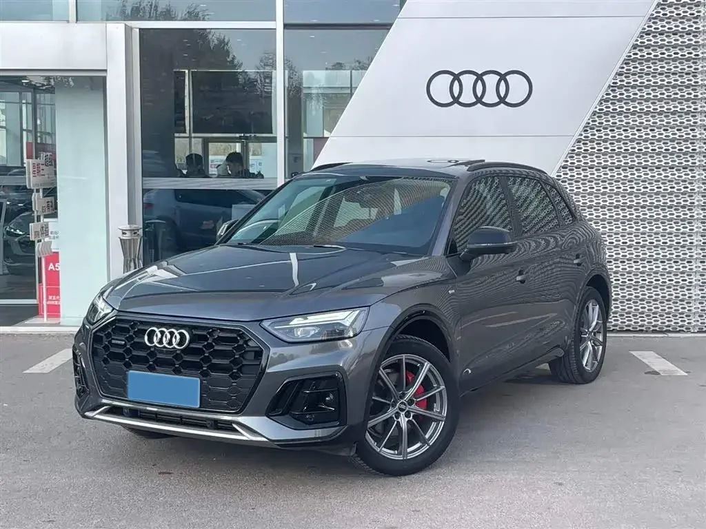 2022 Audi Q5L 2.0T 190HP L4 7DCT