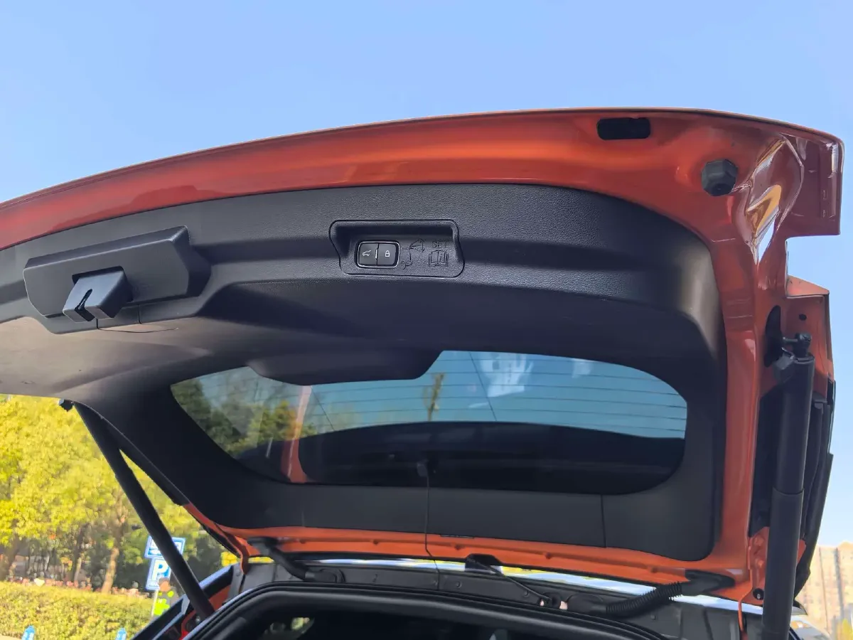 2023 Ford Explorer 2.3T 276HP L4 10AT,autocango,china used car exporter,china ev exporter,chinese used car exporter,chinese used ev exporter