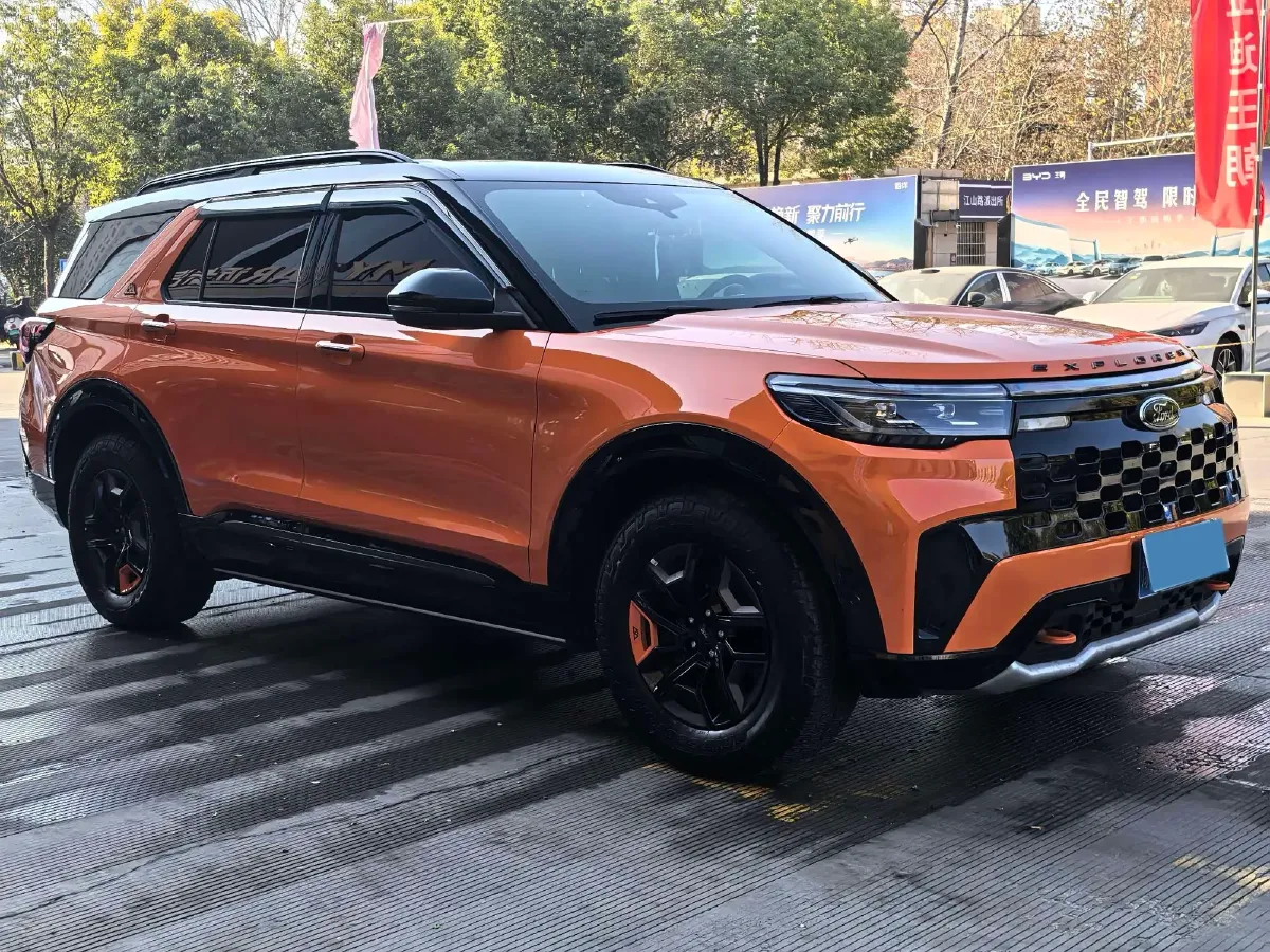 2023 Ford Explorer 2.3T 276HP L4 10AT,autocango,china used car exporter,china ev exporter,chinese used car exporter,chinese used ev exporter