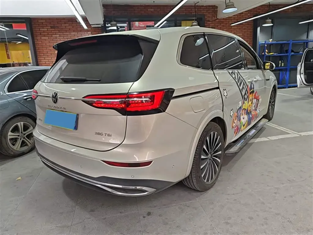 2020 Volkswagen Viloran 2.0T 220HP L4 7DCT,autocango,china used car exporter,china ev exporter,chinese used car exporter,chinese used ev exporter