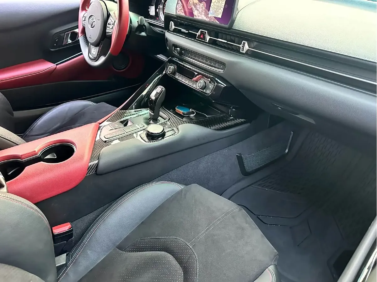 2021 Toyota Supra 3.0T 340HP L6 8AT,autocango,china used car exporter,china ev exporter,chinese used car exporter,chinese used ev exporter