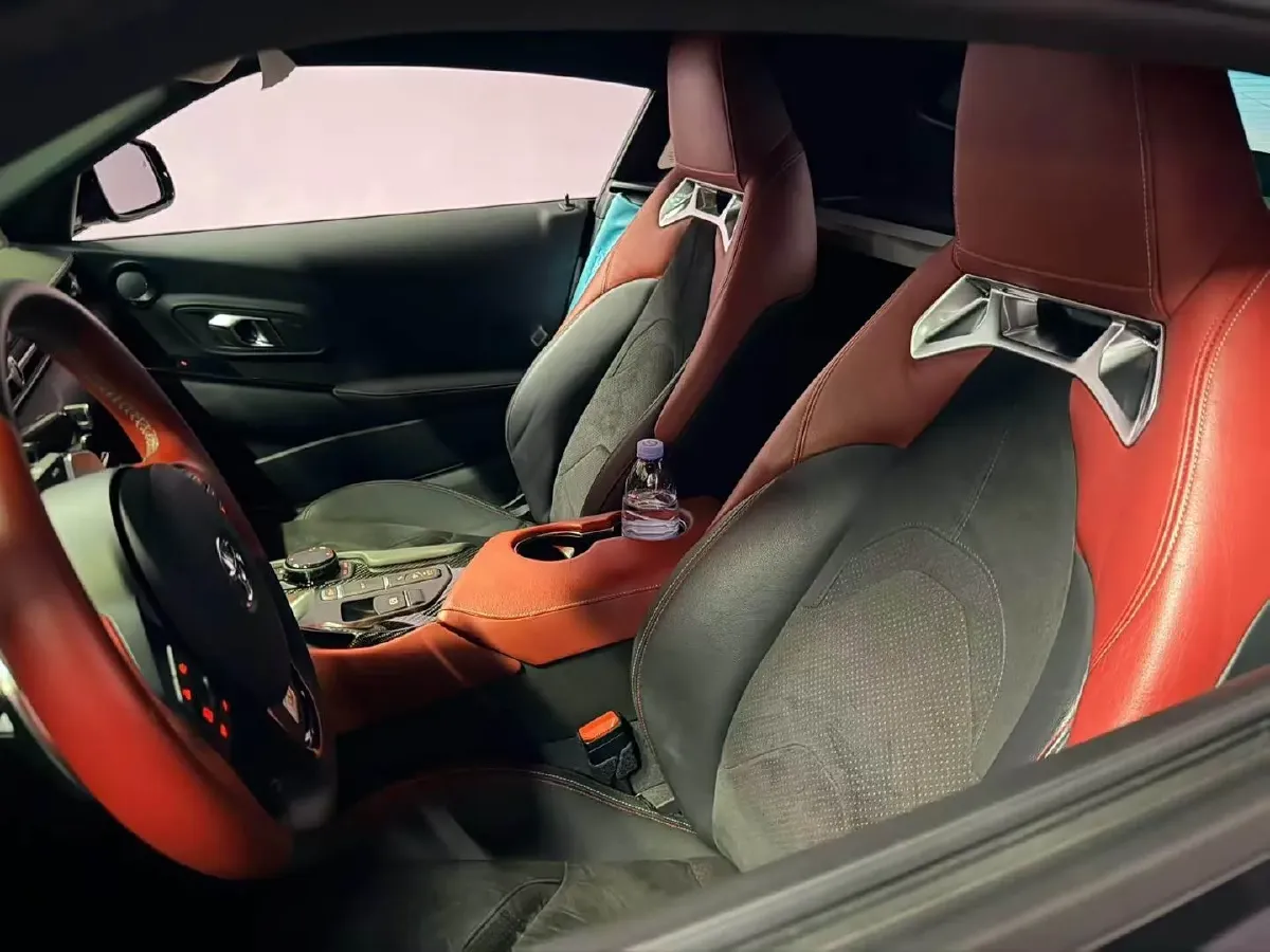 2021 Toyota Supra 3.0T 340HP L6 8AT,autocango,china used car exporter,china ev exporter,chinese used car exporter,chinese used ev exporter