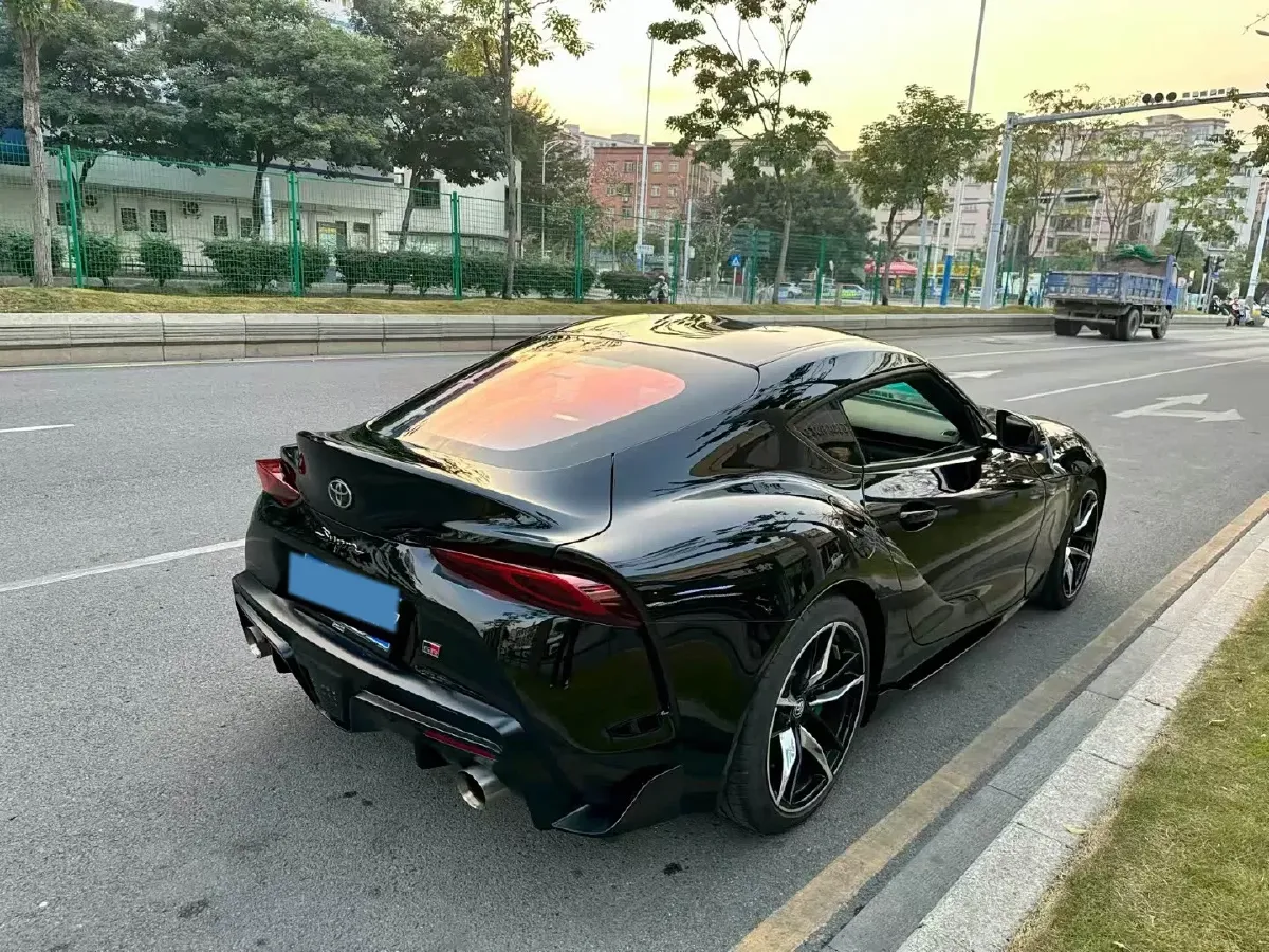 2021 Toyota Supra 3.0T 340HP L6 8AT,autocango,china used car exporter,china ev exporter,chinese used car exporter,chinese used ev exporter