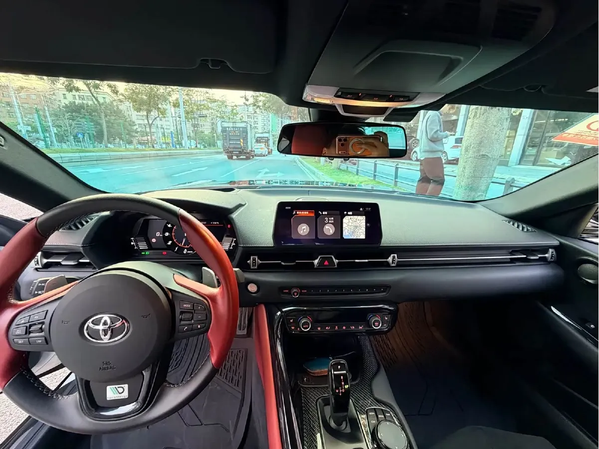 2021 Toyota Supra 3.0T 340HP L6 8AT,autocango,china used car exporter,china ev exporter,chinese used car exporter,chinese used ev exporter