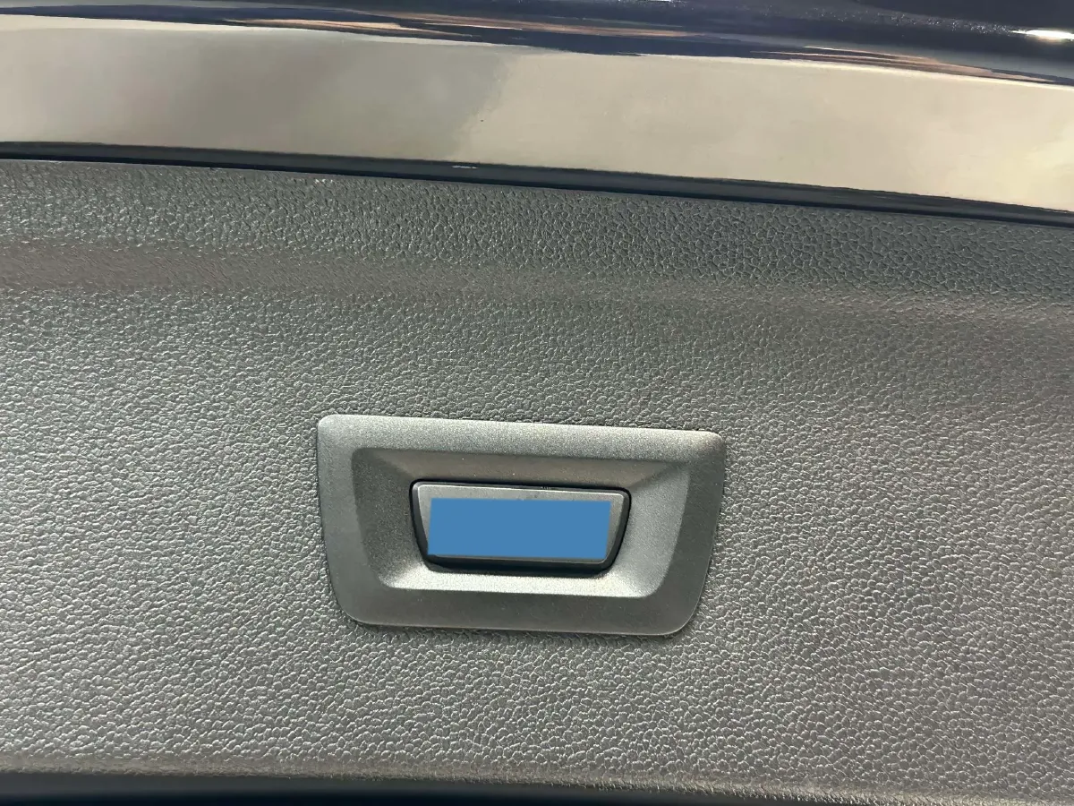 2023 BMW iX BEV 76.6KWH,autocango,china used car exporter,china ev exporter,chinese used car exporter,chinese used ev exporter