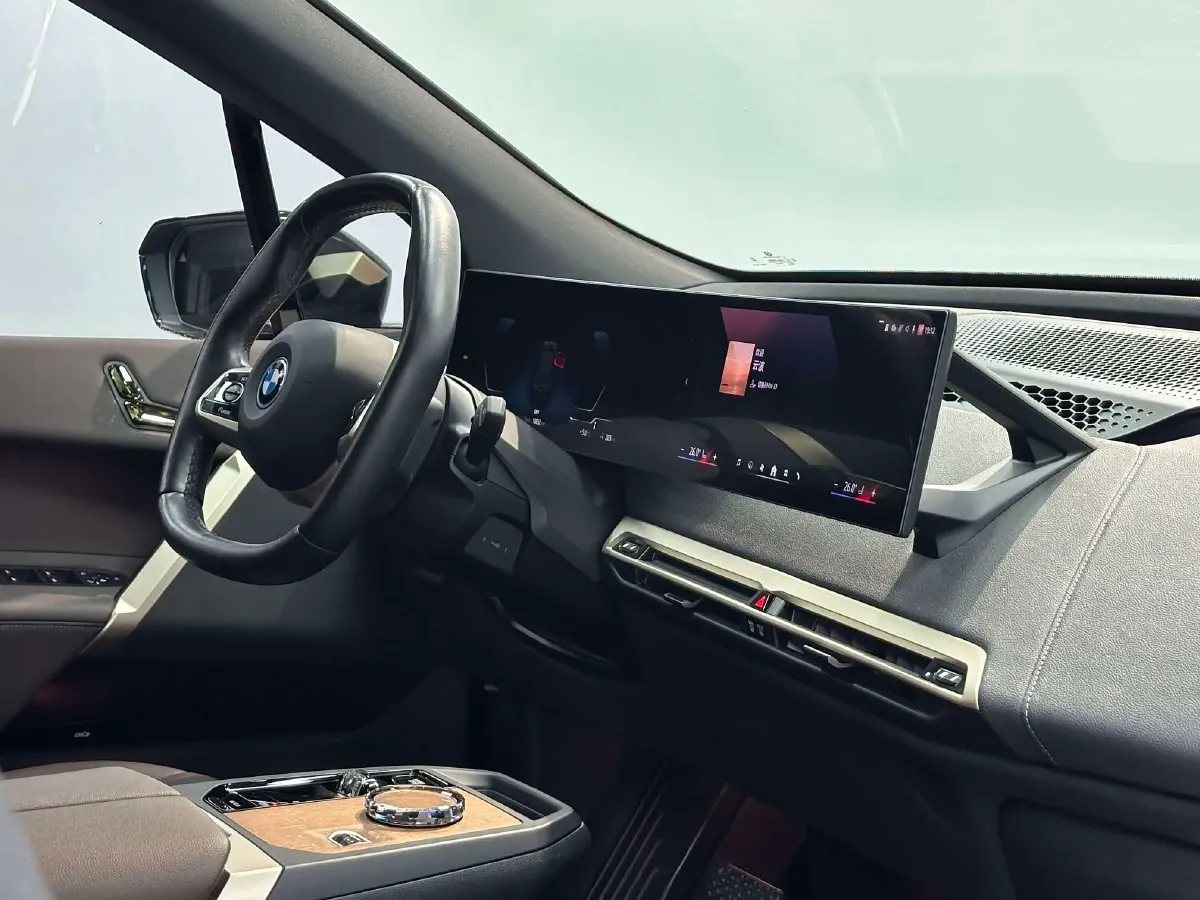 2023 BMW iX BEV 76.6KWH,autocango,china used car exporter,china ev exporter,chinese used car exporter,chinese used ev exporter