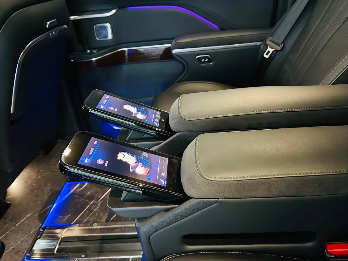 2024 HongQi HQ9 2.0T 163HP L4 1DHT PHEV 20.14KWH,autocango,china used car exporter,china ev exporter,chinese used car exporter,chinese used ev exporter