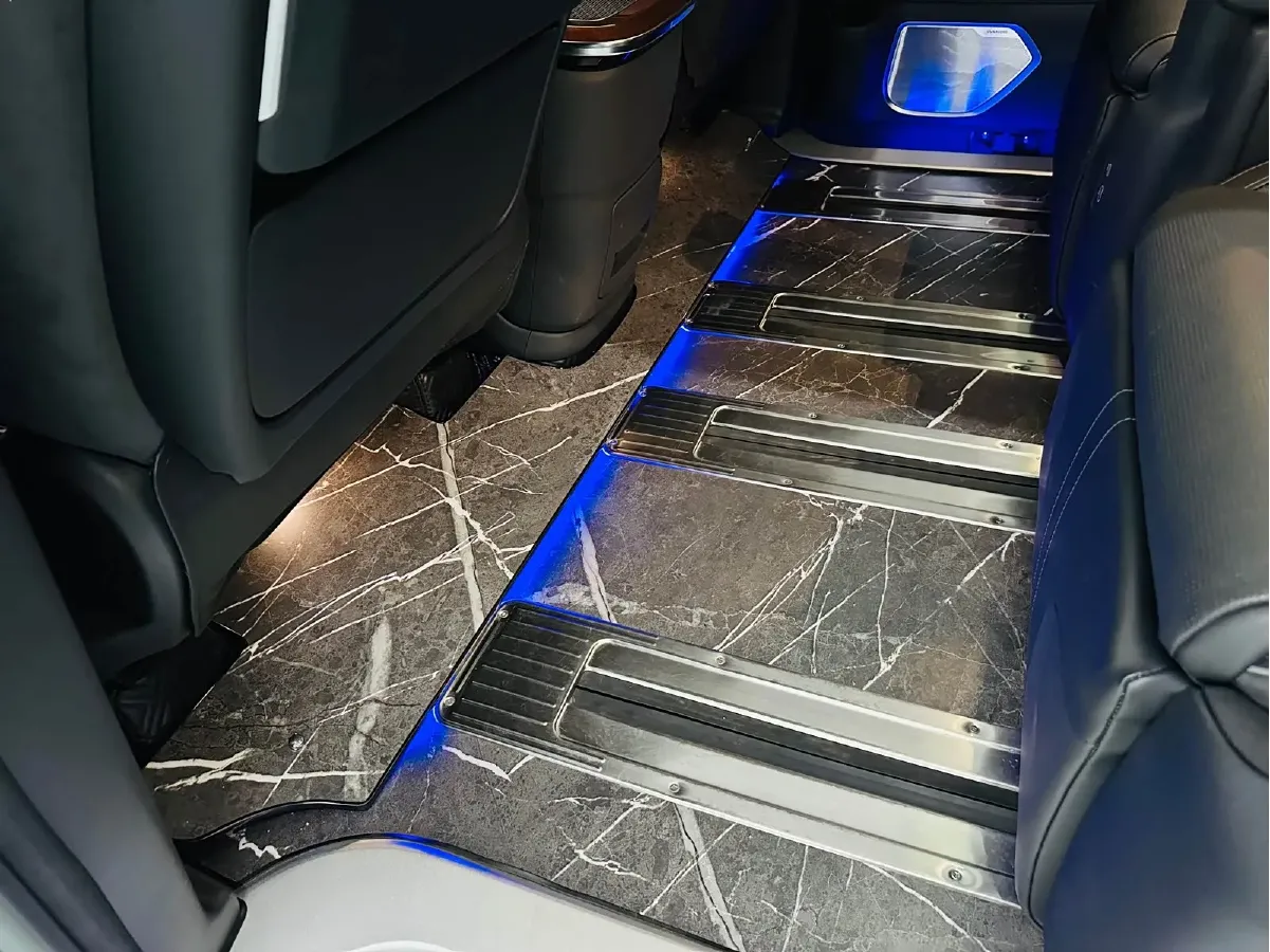 2024 HongQi HQ9 2.0T 163HP L4 1DHT PHEV 20.14KWH,autocango,china used car exporter,china ev exporter,chinese used car exporter,chinese used ev exporter