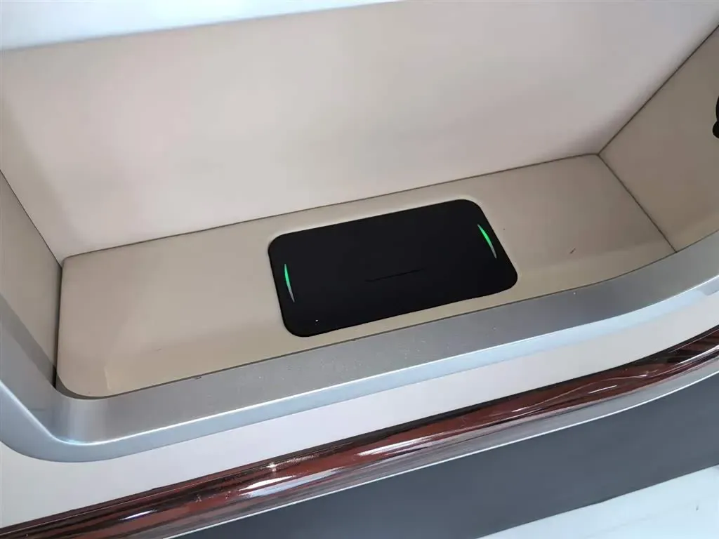 2021 Hyundai Staria 3.5L 272HP V6 8AT,autocango,china used car exporter,china ev exporter,chinese used car exporter,chinese used ev exporter