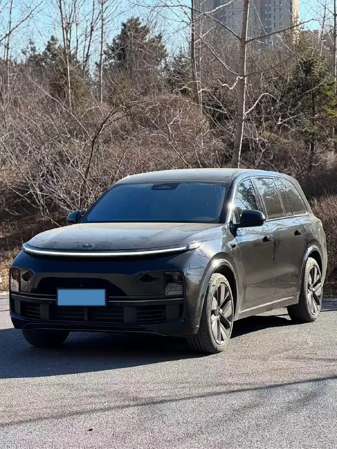 2023 Li L9 Range Extended 154HP REEV 42.6KWH