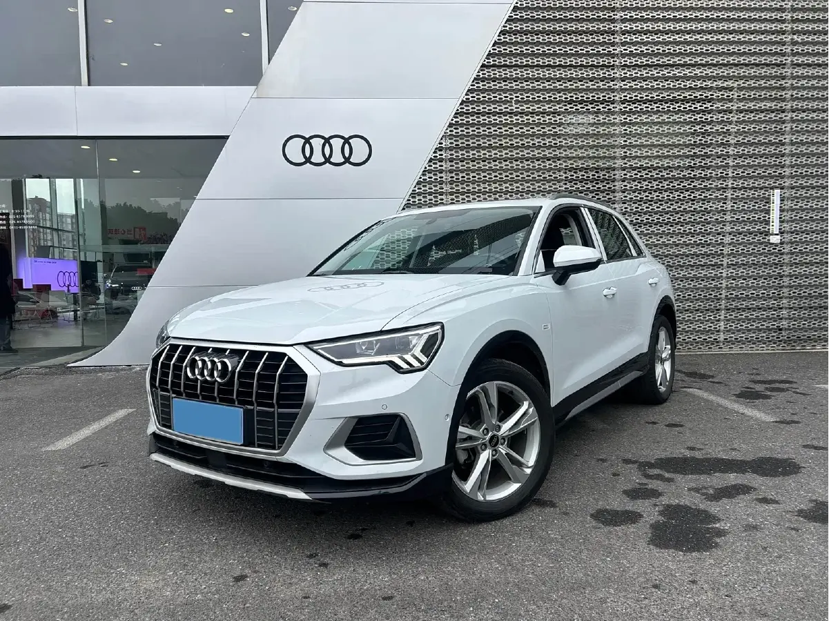 2023 Audi Q3 1.5T 160HP L4 7DCT