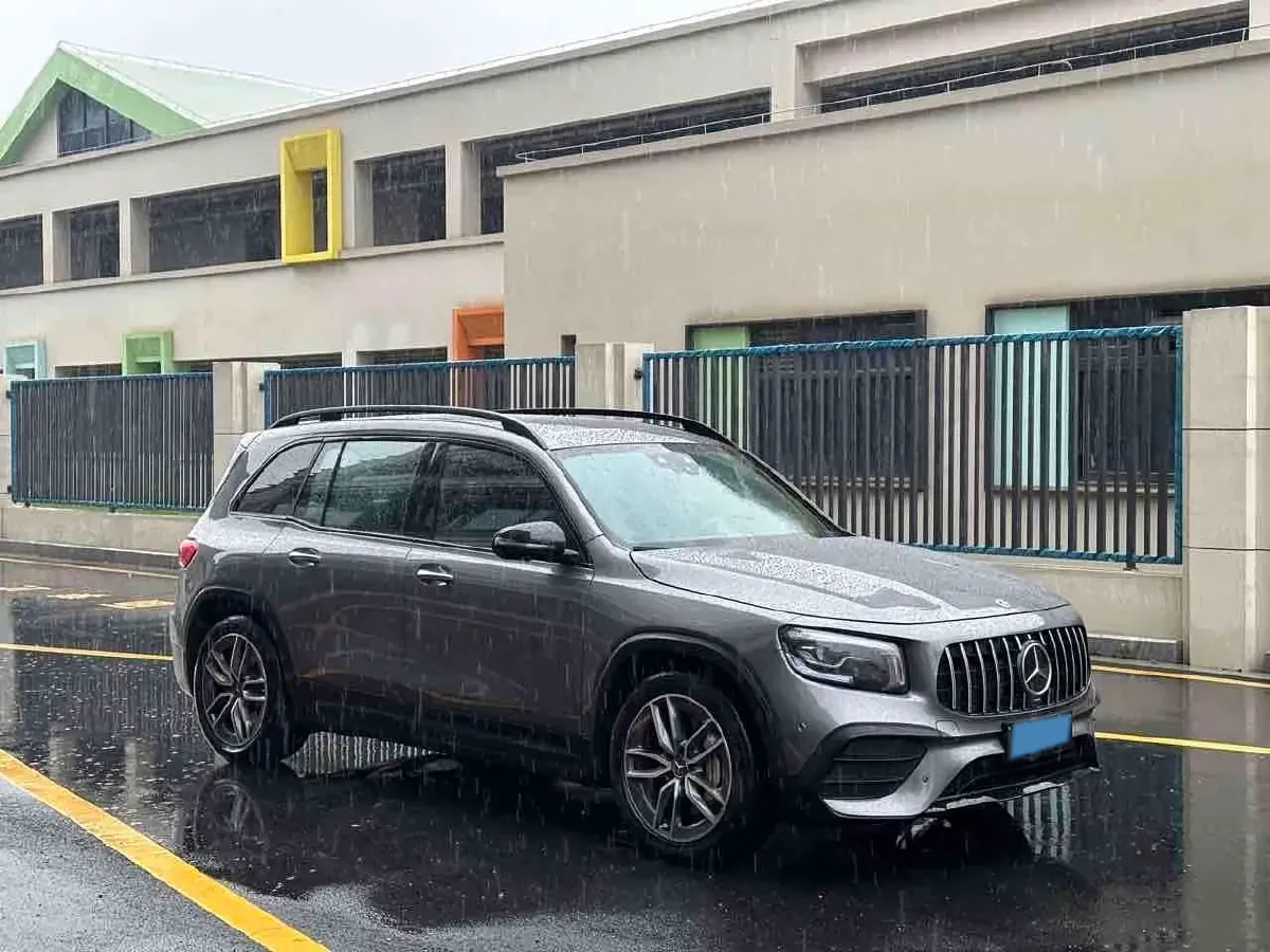 2021 Mercedes-Benz GLB AMG 2.0T 306HP L4 8DCT,autocango,china used car exporter,china ev exporter,chinese used car exporter,chinese used ev exporter