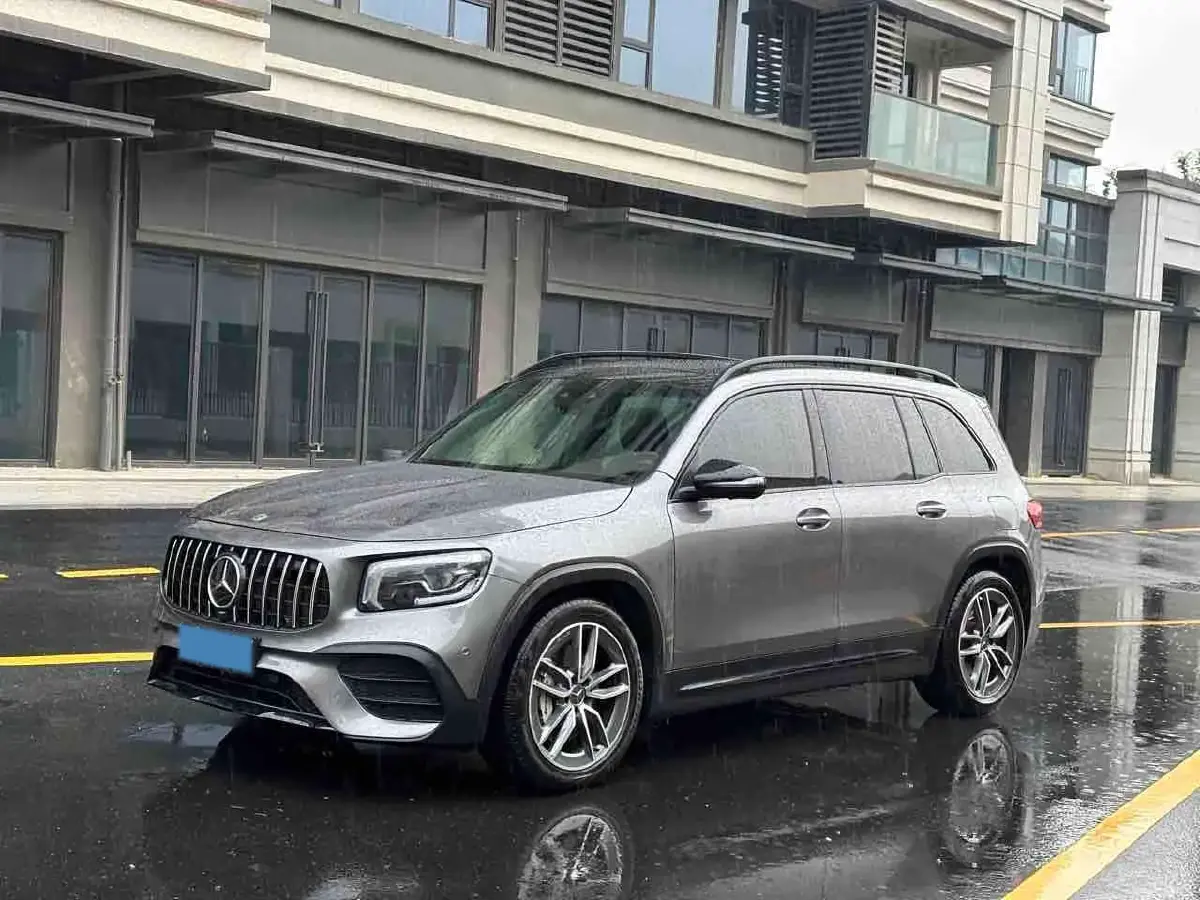 2021 Mercedes-Benz GLB AMG 2.0T 306HP L4 8DCT