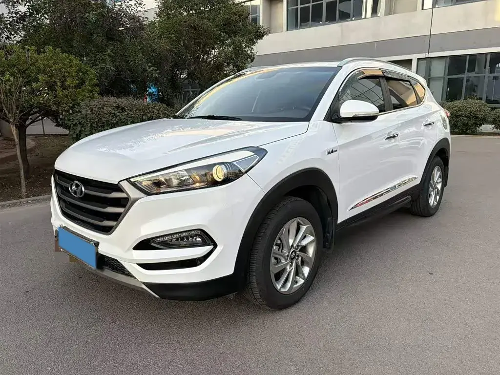 2015 Hyundai Tucson 1.6T 177HP L4 7DCT