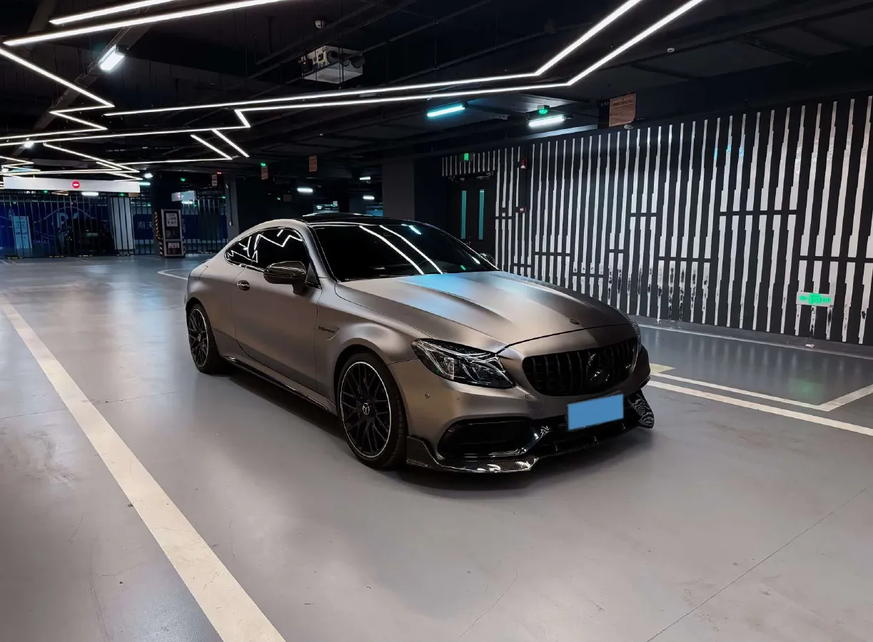 2016 Mercedes-Benz C AMG 4.0T 510HP V8 7AT,autocango,china used car exporter,china ev exporter,chinese used car exporter,chinese used ev exporter