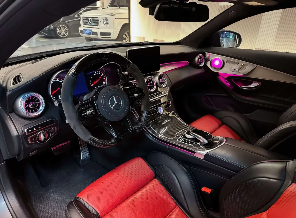 2016 Mercedes-Benz C AMG 4.0T 510HP V8 7AT,autocango,china used car exporter,china ev exporter,chinese used car exporter,chinese used ev exporter