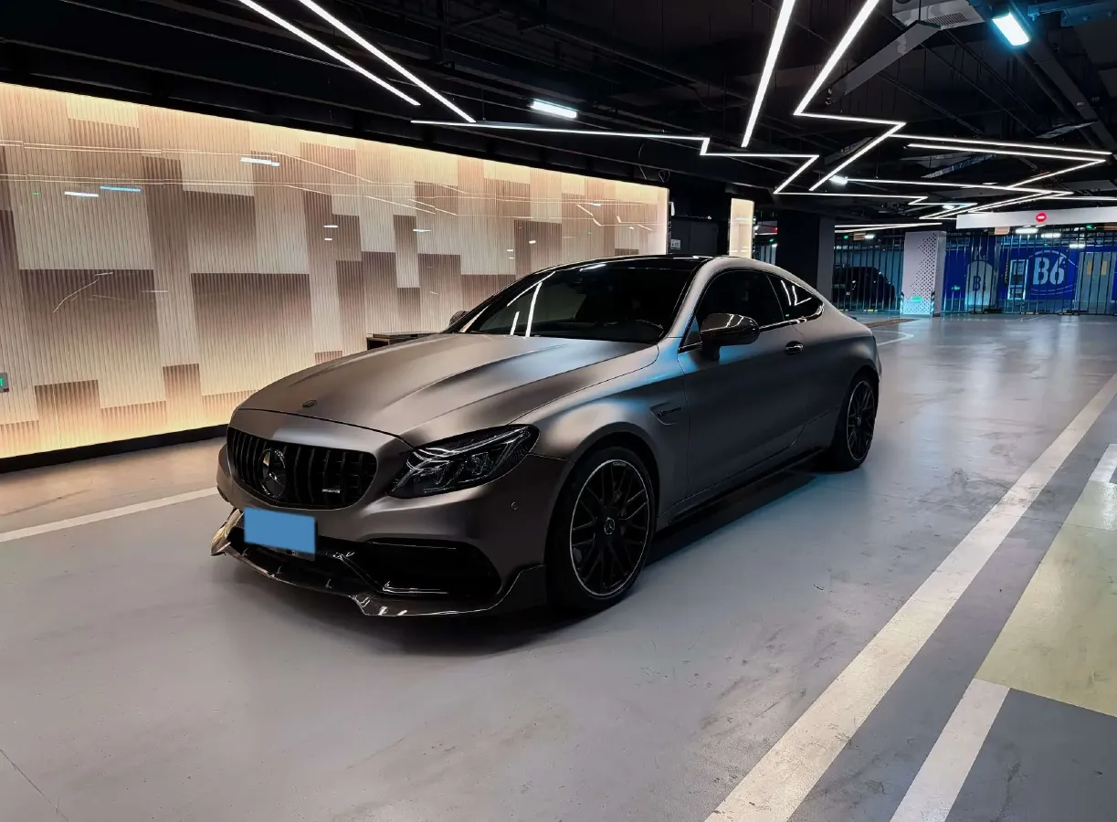 2016 Mercedes-Benz C AMG 4.0T 510HP V8 7AT,autocango,china used car exporter,china ev exporter,chinese used car exporter,chinese used ev exporter