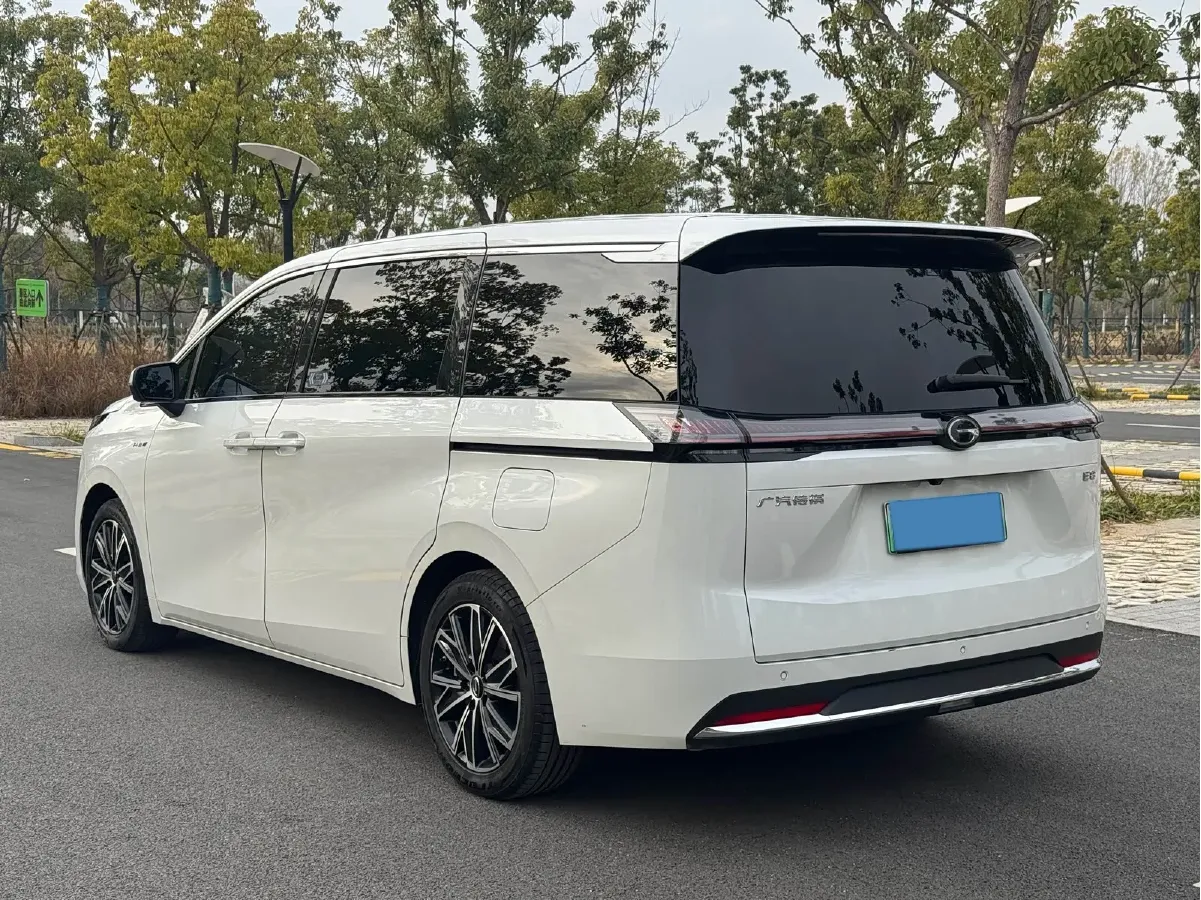 2024 GAC Trumpchi E8 2.0L 140HP L4 2DHT PHEV 25.57KWH,autocango,china used car exporter,china ev exporter,chinese used car exporter,chinese used ev exporter