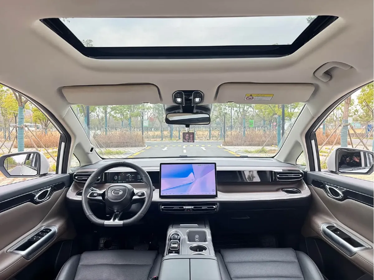 2024 GAC Trumpchi E8 2.0L 140HP L4 2DHT PHEV 25.57KWH,autocango,china used car exporter,china ev exporter,chinese used car exporter,chinese used ev exporter