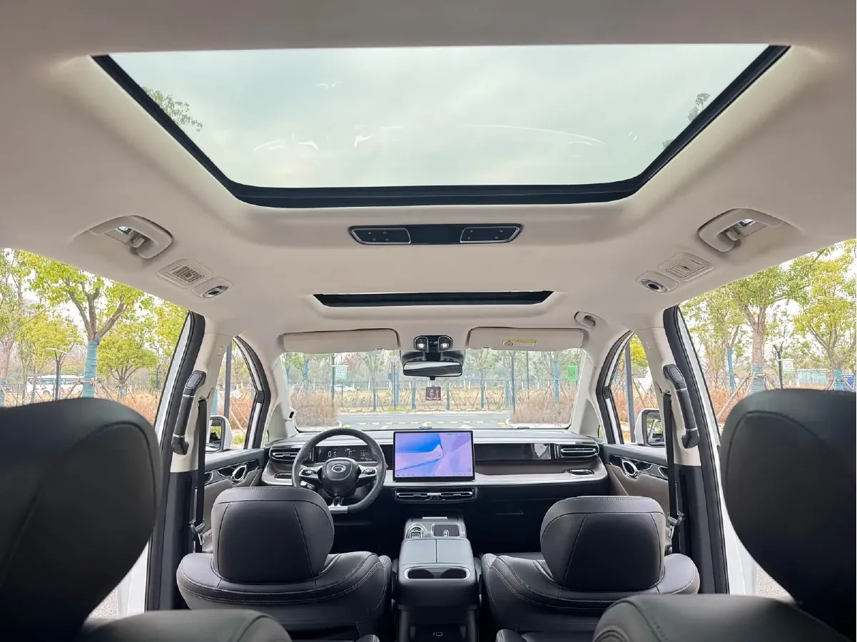 2024 GAC Trumpchi E8 2.0L 140HP L4 2DHT PHEV 25.57KWH,autocango,china used car exporter,china ev exporter,chinese used car exporter,chinese used ev exporter