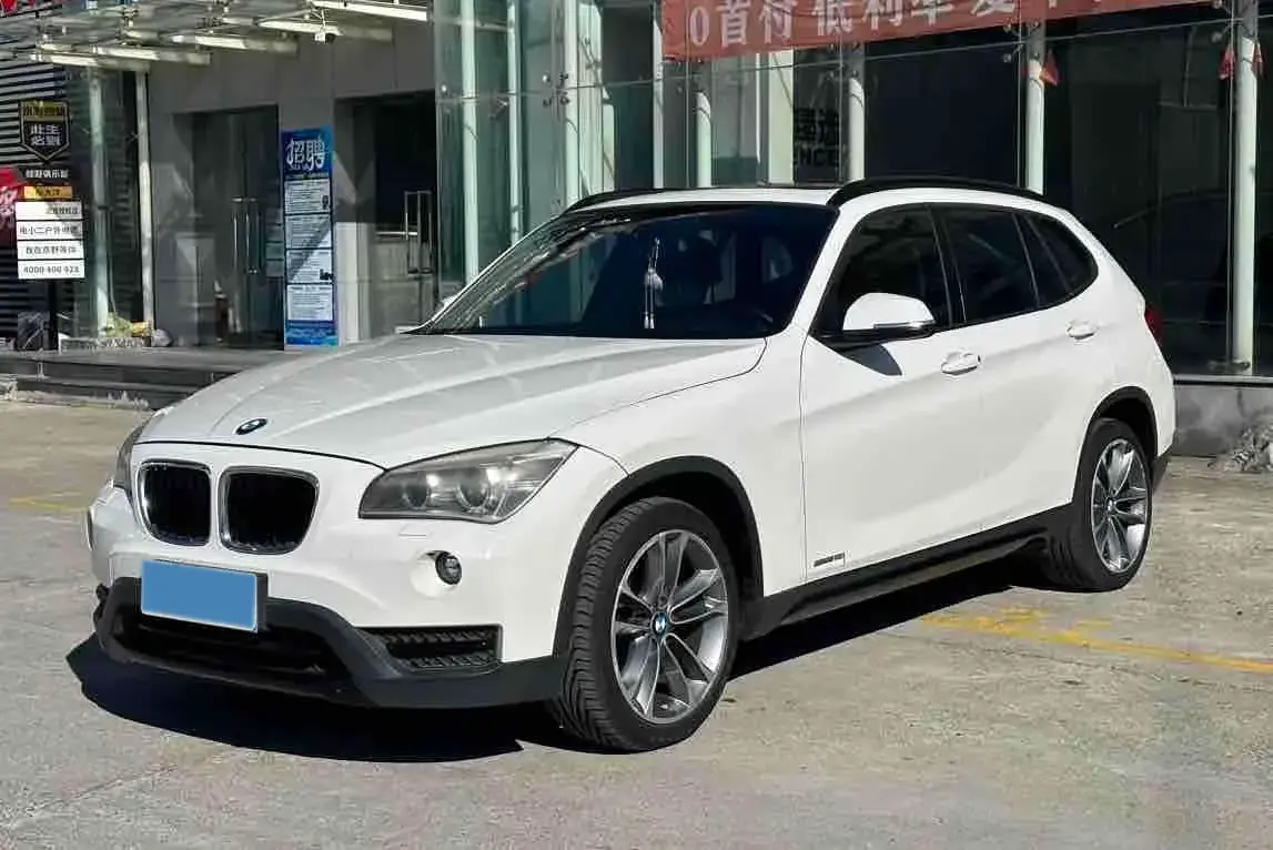 2013 BMW X1 2.0L 150HP L4 6AT
