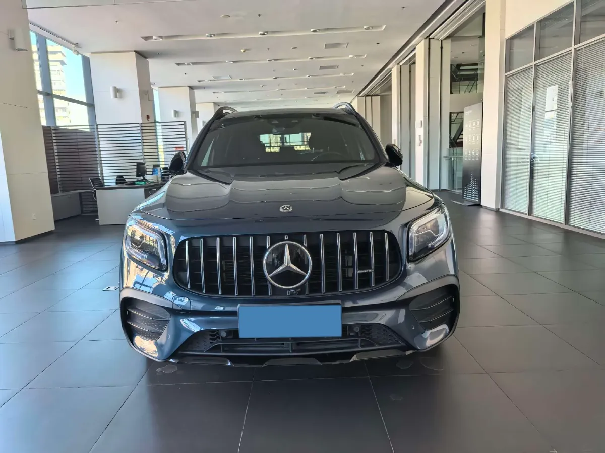 2021 Mercedes-Benz GLB AMG 2.0T 306HP L4 8DCT,autocango,china used car exporter,china ev exporter,chinese used car exporter,chinese used ev exporter