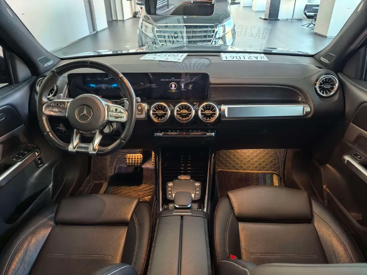 2021 Mercedes-Benz GLB AMG 2.0T 306HP L4 8DCT,autocango,china used car exporter,china ev exporter,chinese used car exporter,chinese used ev exporter