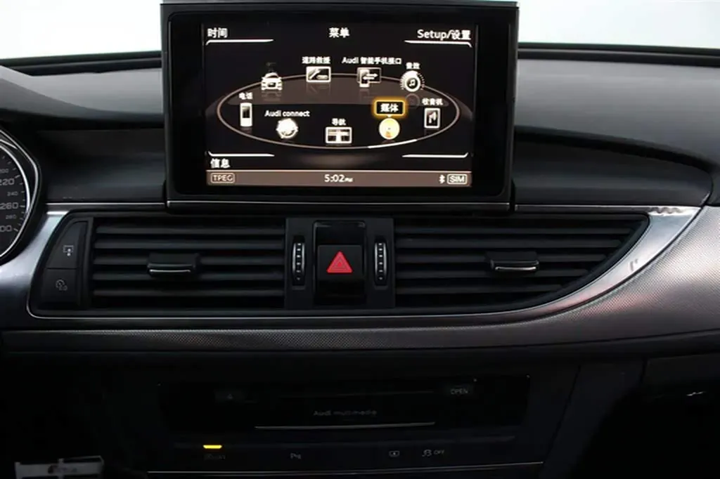 2018 Audi A6L 2.0T 224HP L4 7DCT,autocango,china used car exporter,china ev exporter,chinese used car exporter,chinese used ev exporter