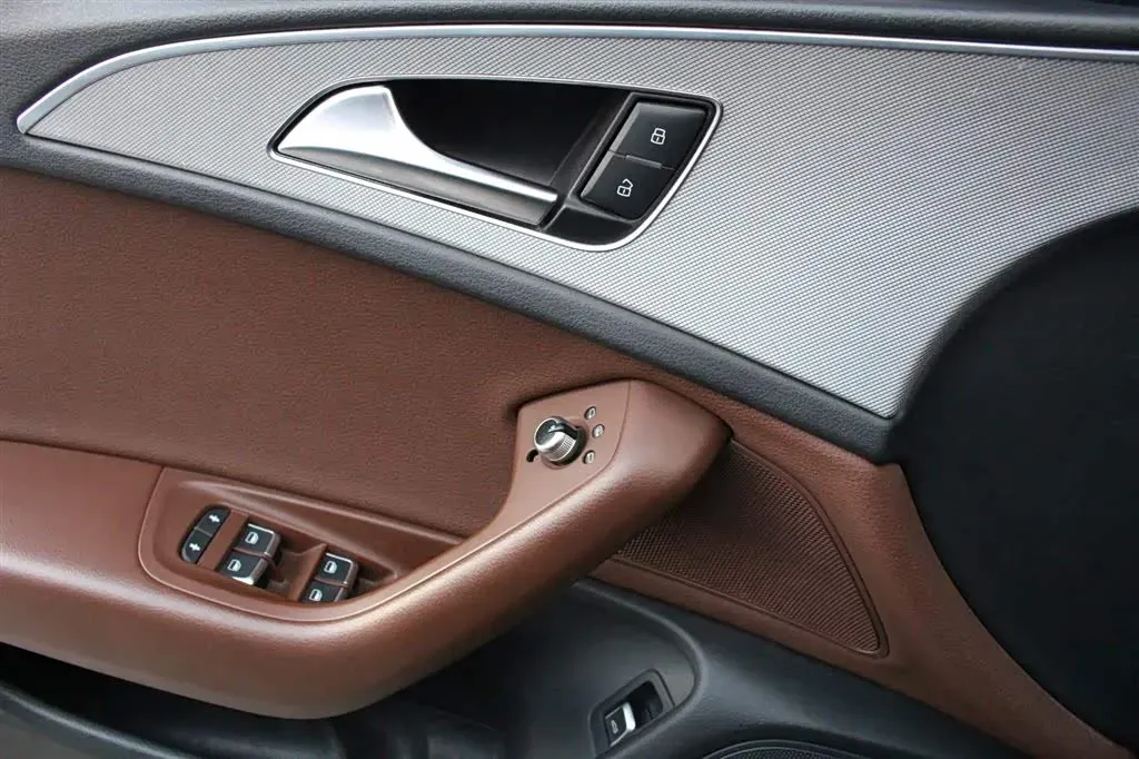 2018 Audi A6L 2.0T 224HP L4 7DCT,autocango,china used car exporter,china ev exporter,chinese used car exporter,chinese used ev exporter